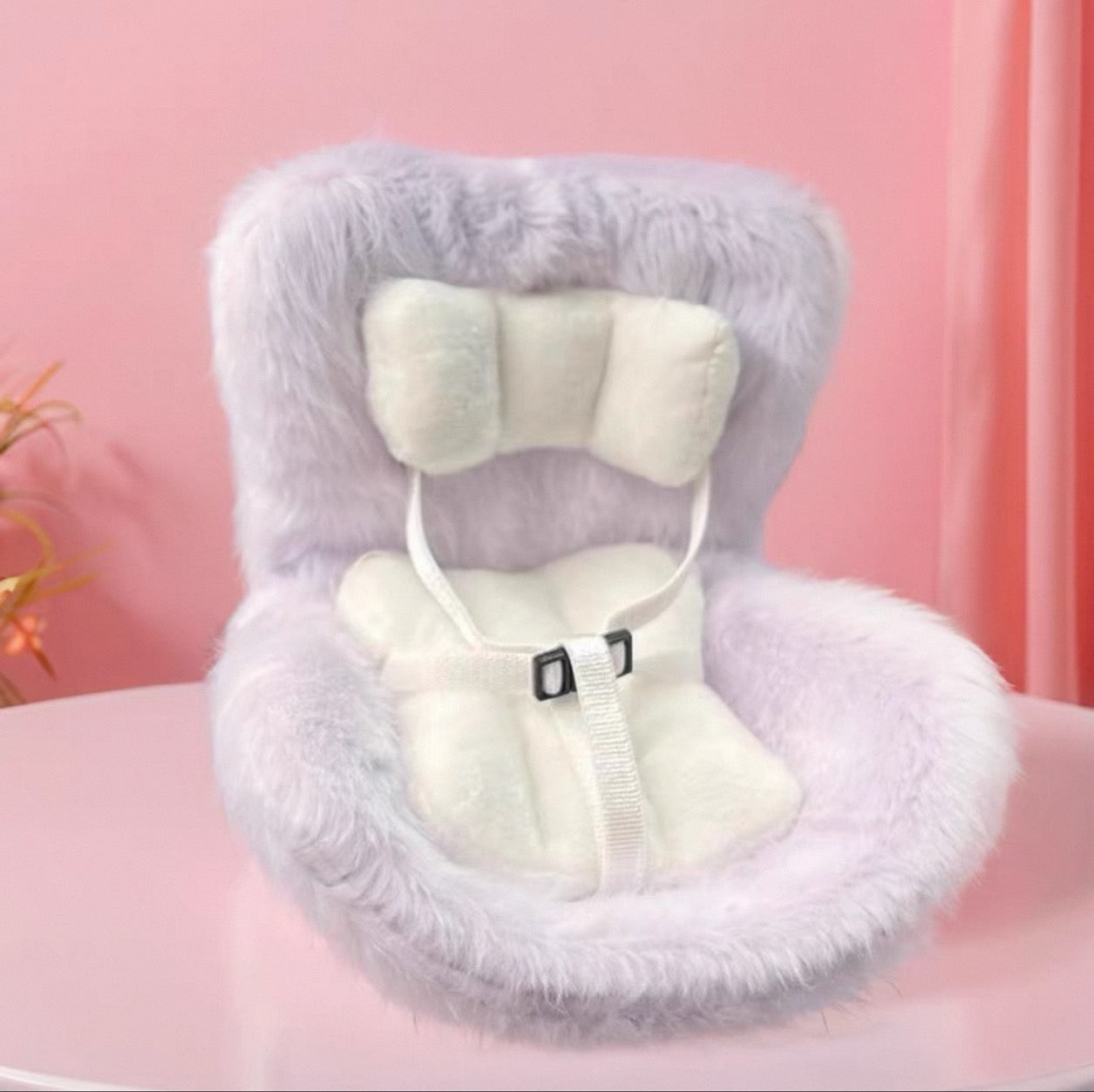 Labubu Car Doll Seat – Plush Dashboard Safety Seat with 5-Point Harness
